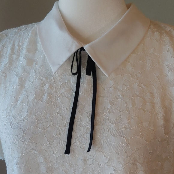 Karl Lagerfeld White Lace Women's Top with Fold Collar and Bow Size Large - Picture 15 of 16